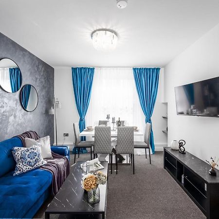 Cosy 4-Bedroom Apartment Next To Borough Лондон Екстер'єр фото